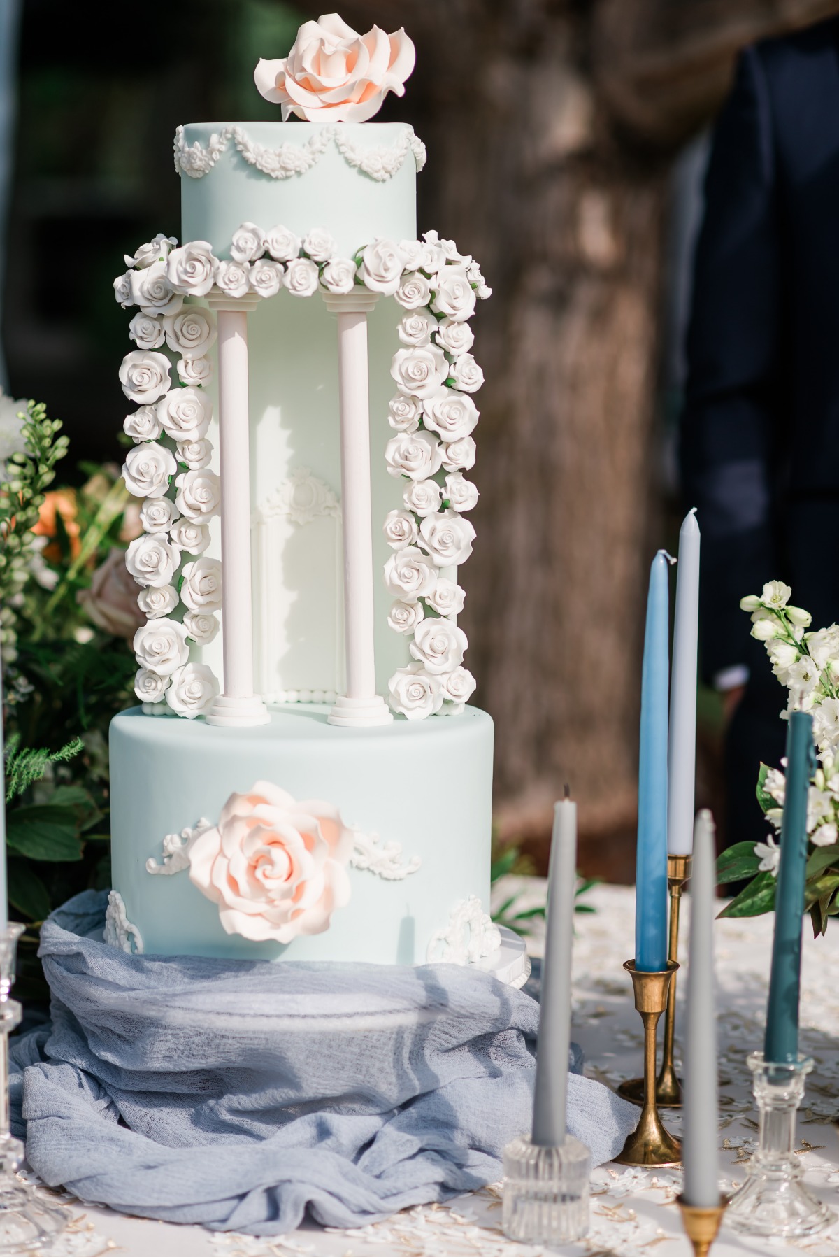 elegant white wedding cake