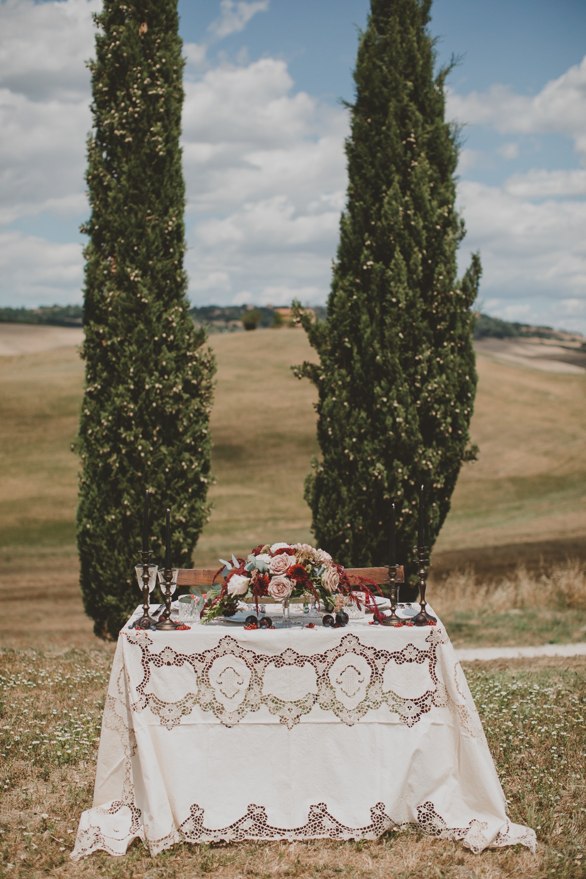 vintage sweetheart table designed by Rinaldi Eventi wedding planner