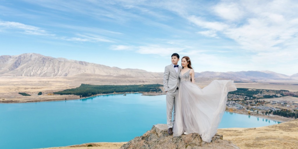 Singaporean Couple Jet Sets to New Zealand To Stand In Front of The Bluest Lake In The World