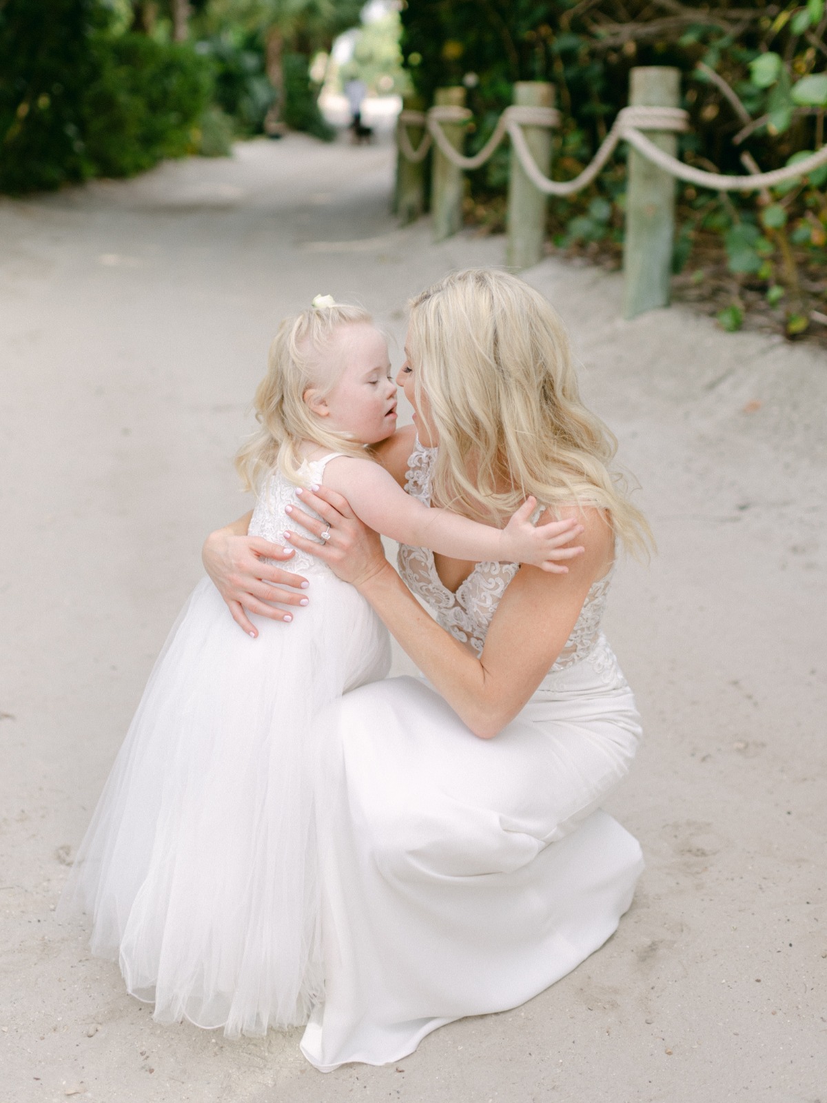 flower girl and bride photo