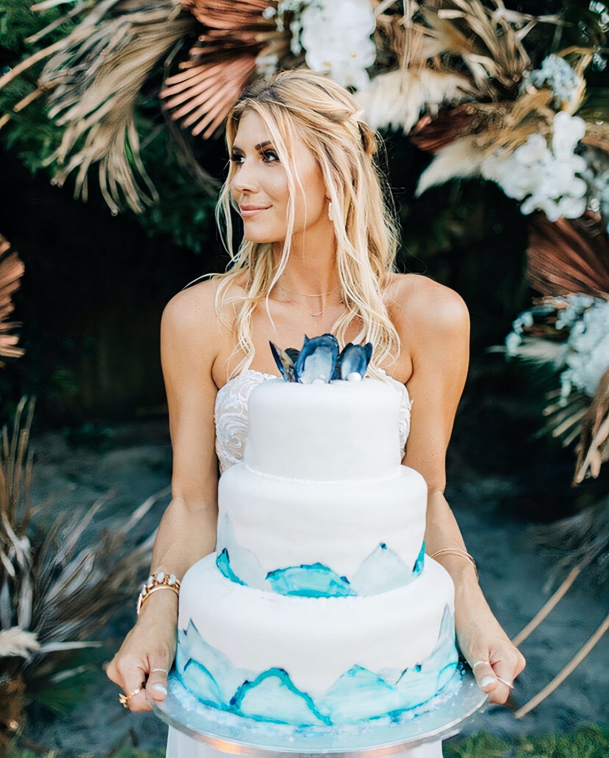 Perfect Backyard Wedding Tips from The Bride Candy