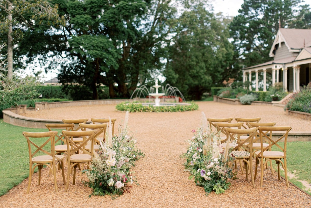 outdoor wedding ceremony decor ideas
