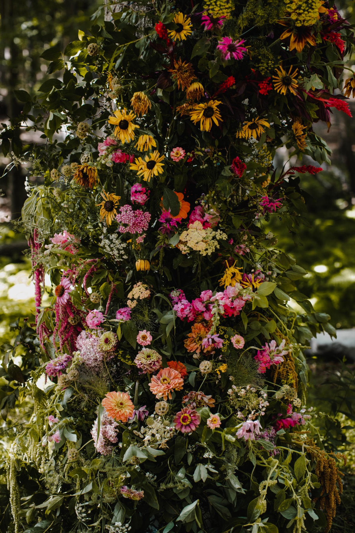 floral wedding instillation