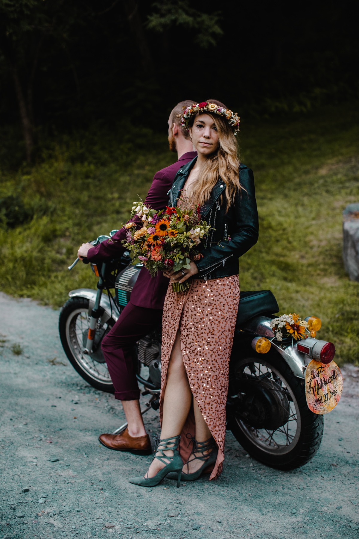 064-the_starling_peace_love_rocknroll_we