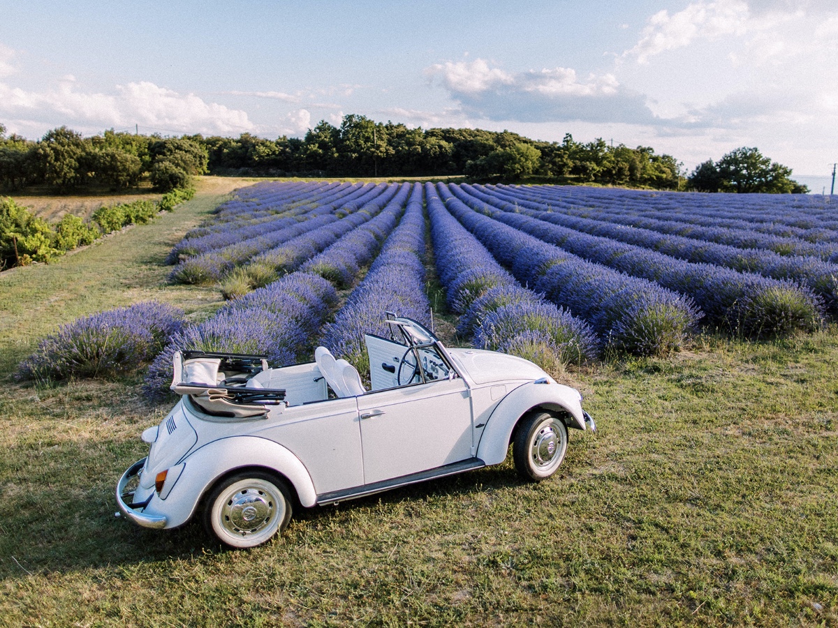 A Magical and Romantic Elopement in the Lavender Fields of DrÃ´me ProvenÃ§ale