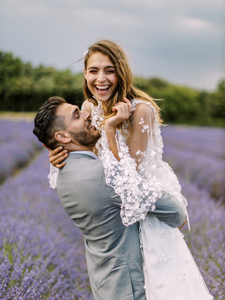 A Magical and Romantic Elopement in the Lavender Fields of Drôme Provençale