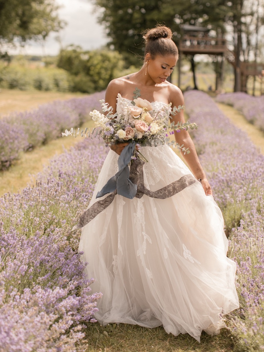 Blooming Lavender Picnic Bridal Editorial Inspiration