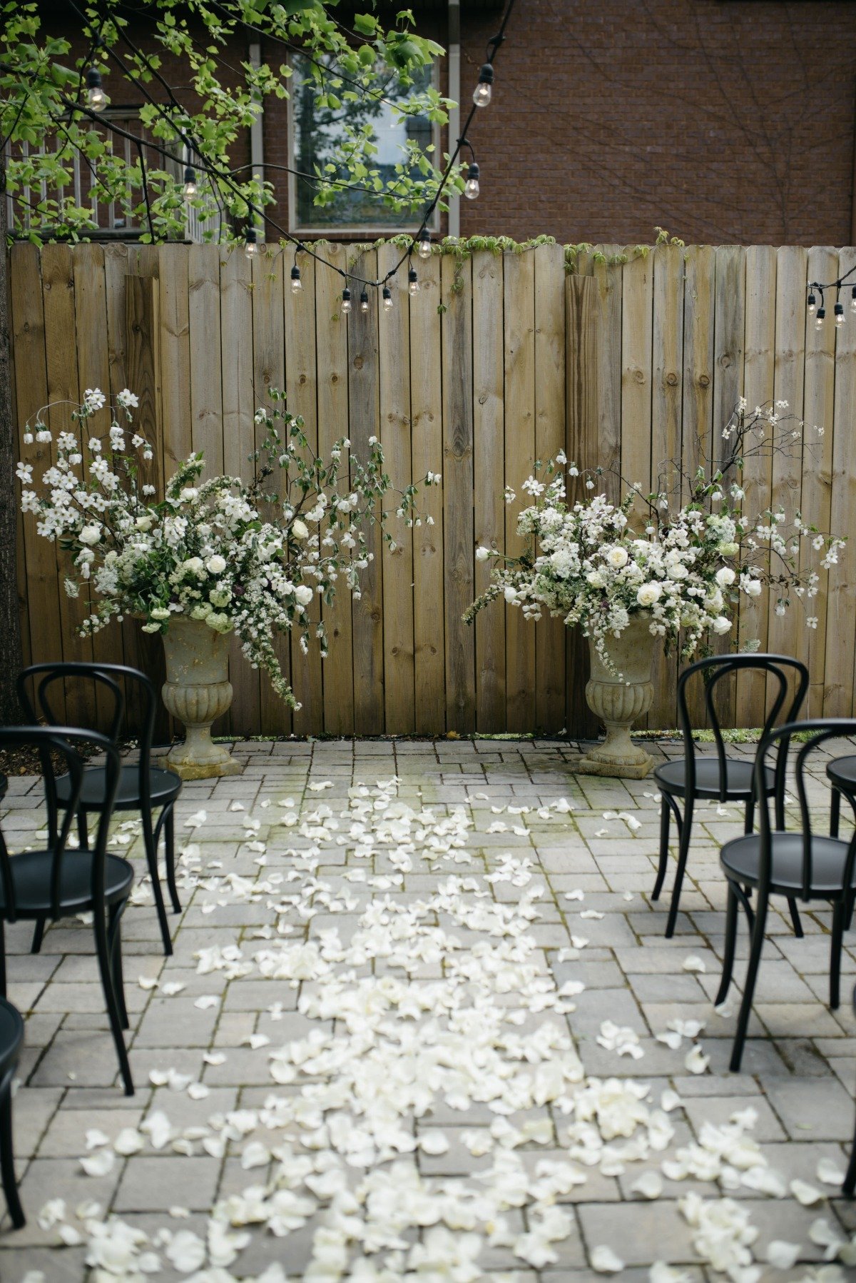 courtyard-terrace-ceremony02
