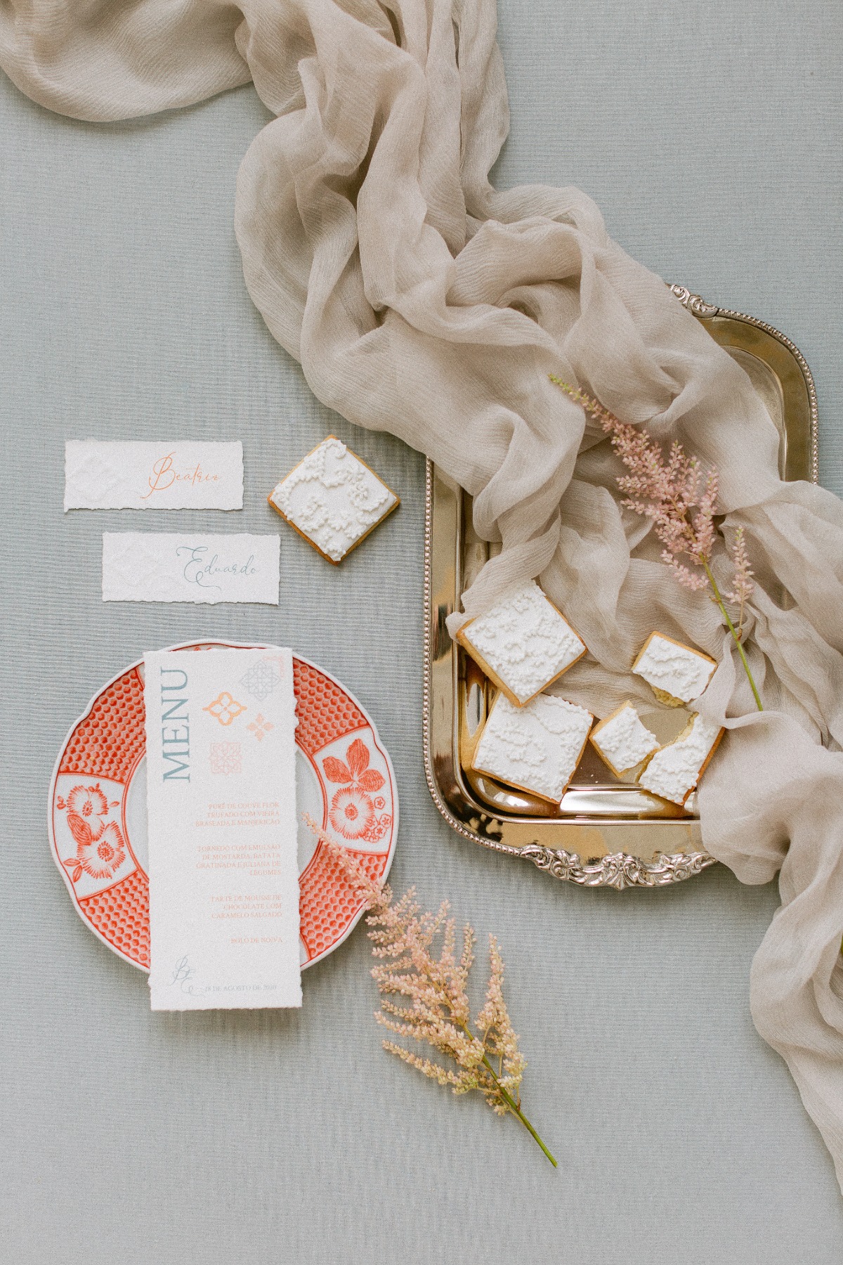 wedding cookies designed by Sucre & Cacao