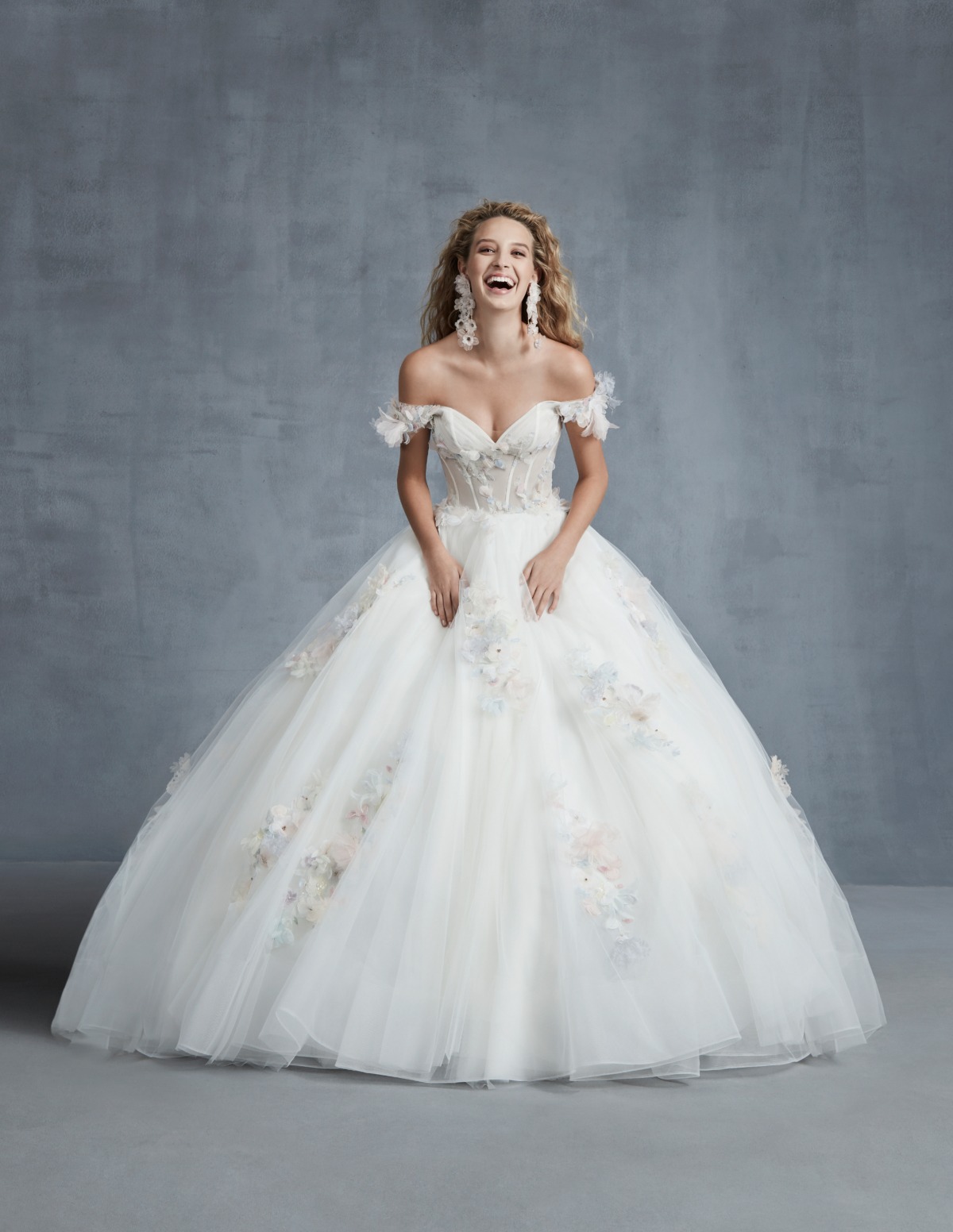 embrace_far_ines-di-santo