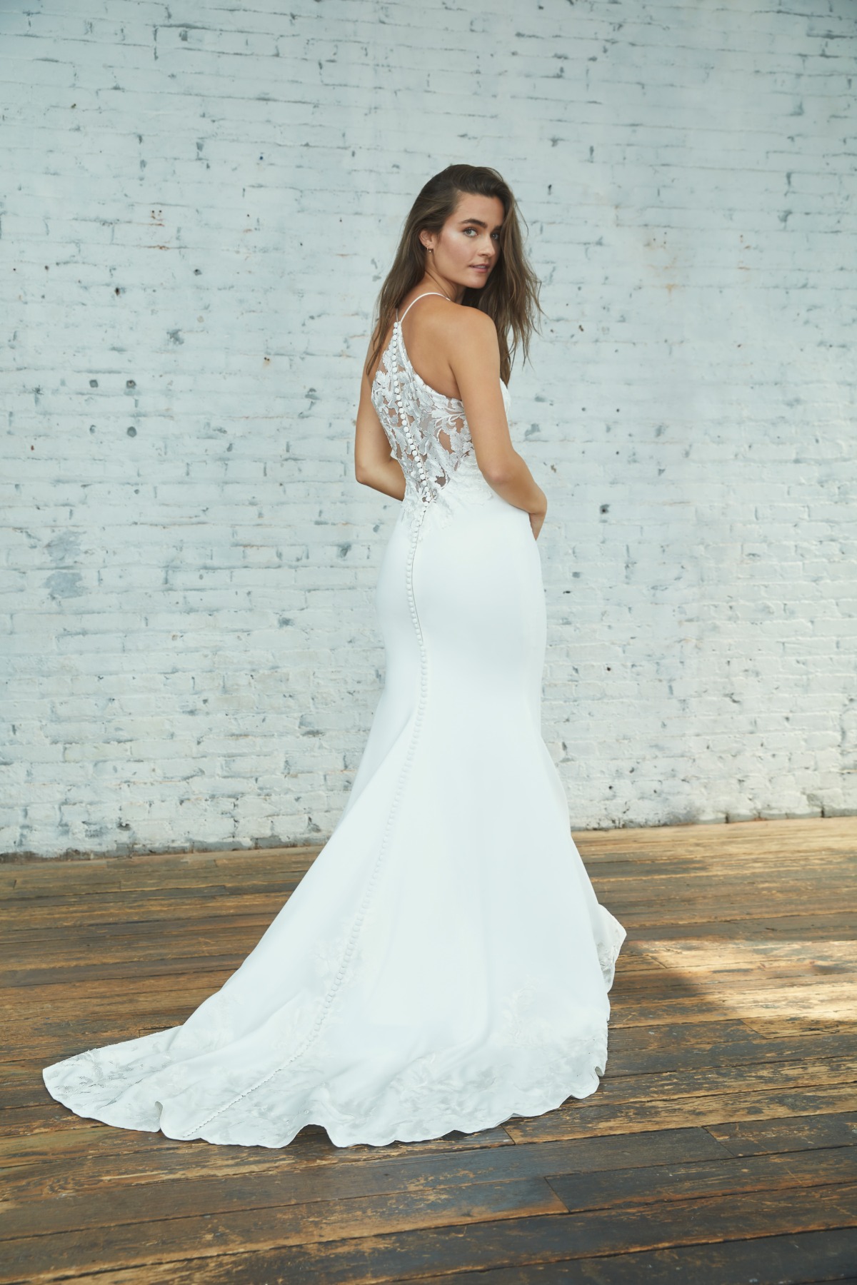 juniper_kellyfaetanini_back