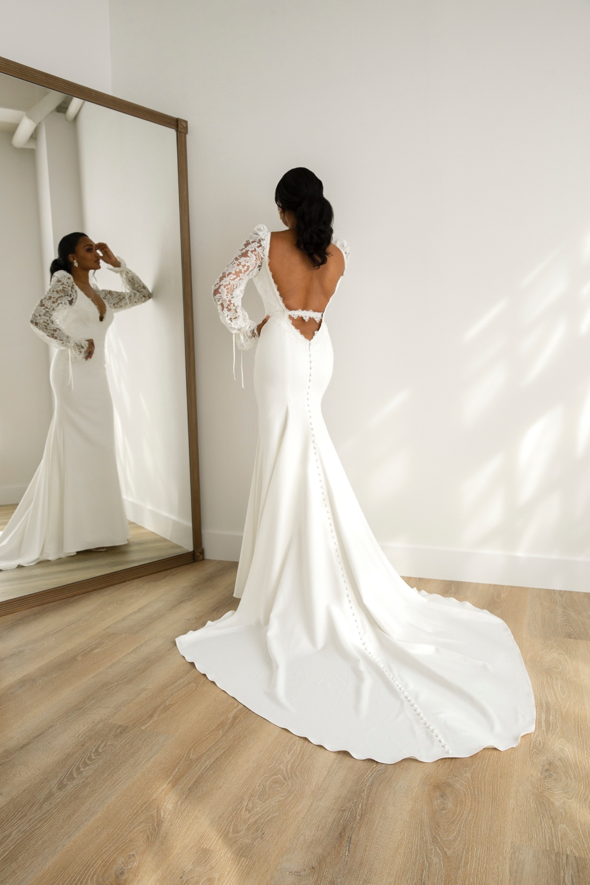 kenzie_lace_crepe_sexy_modern_custom_bri