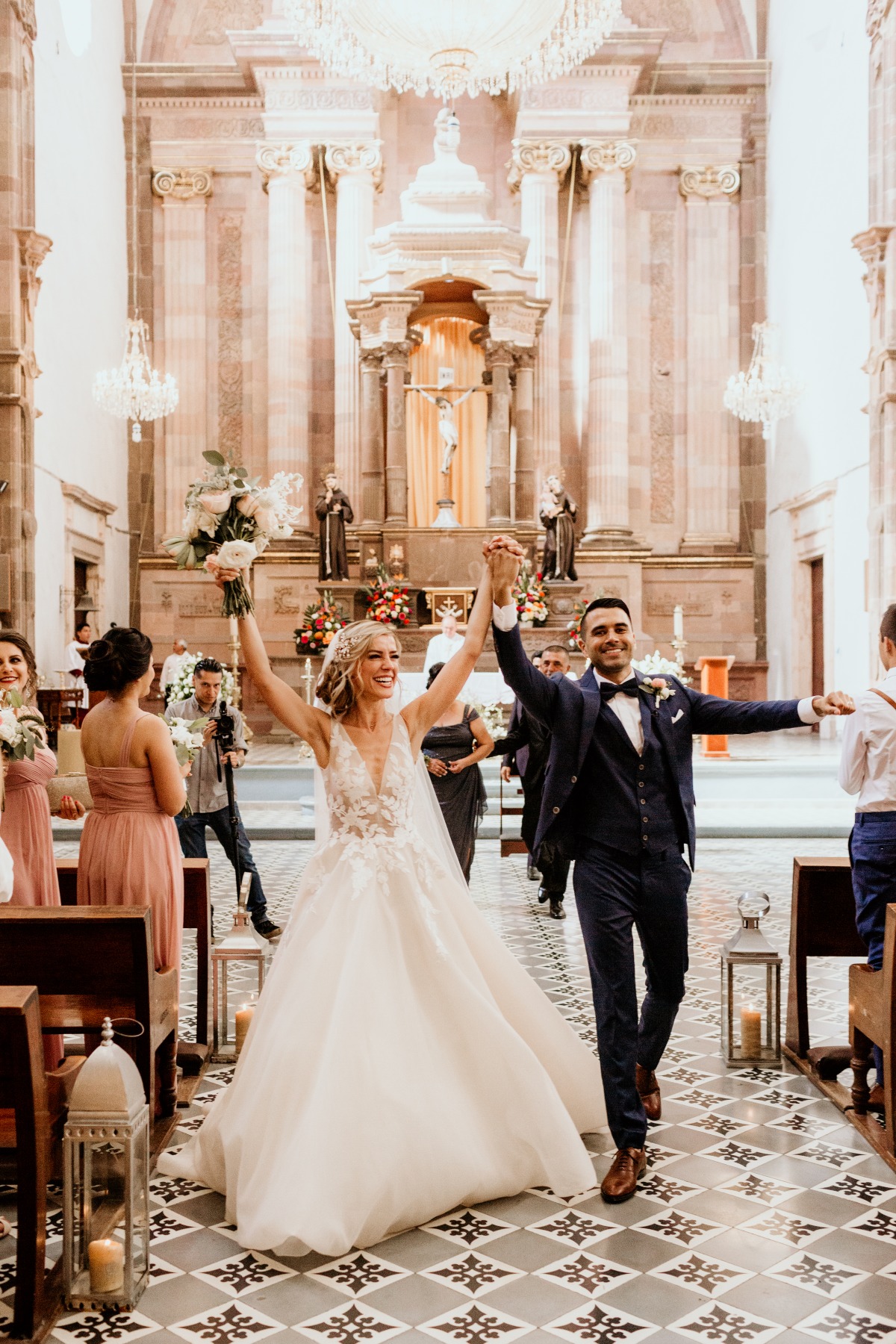 18th century church wedding in San Miguel de Allende