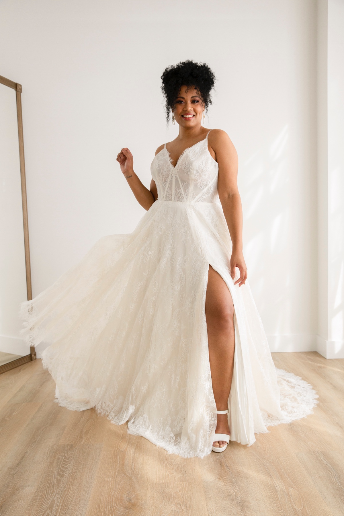 shannon_gown_lace_plus_size_ballgown_plu