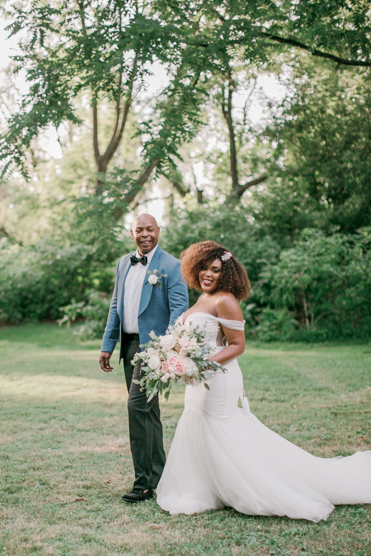 Elegant Blue Micro Wedding Inspiration at Cuyahoga Valley National Park