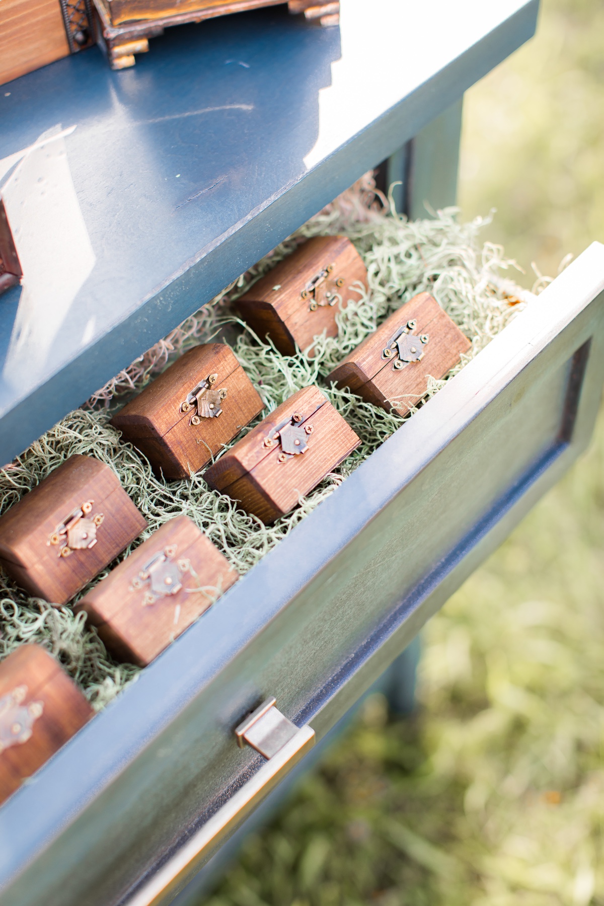 lavender tossing boxes