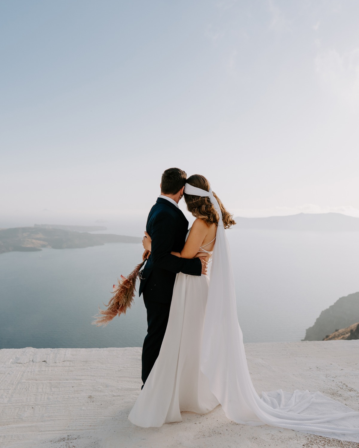 0402_phosart_santorini_elopement
