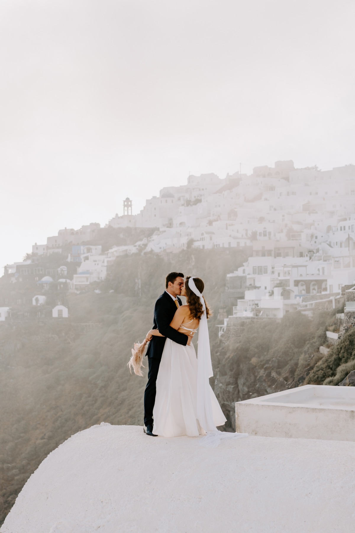 0410_phosart_santorini_elopement