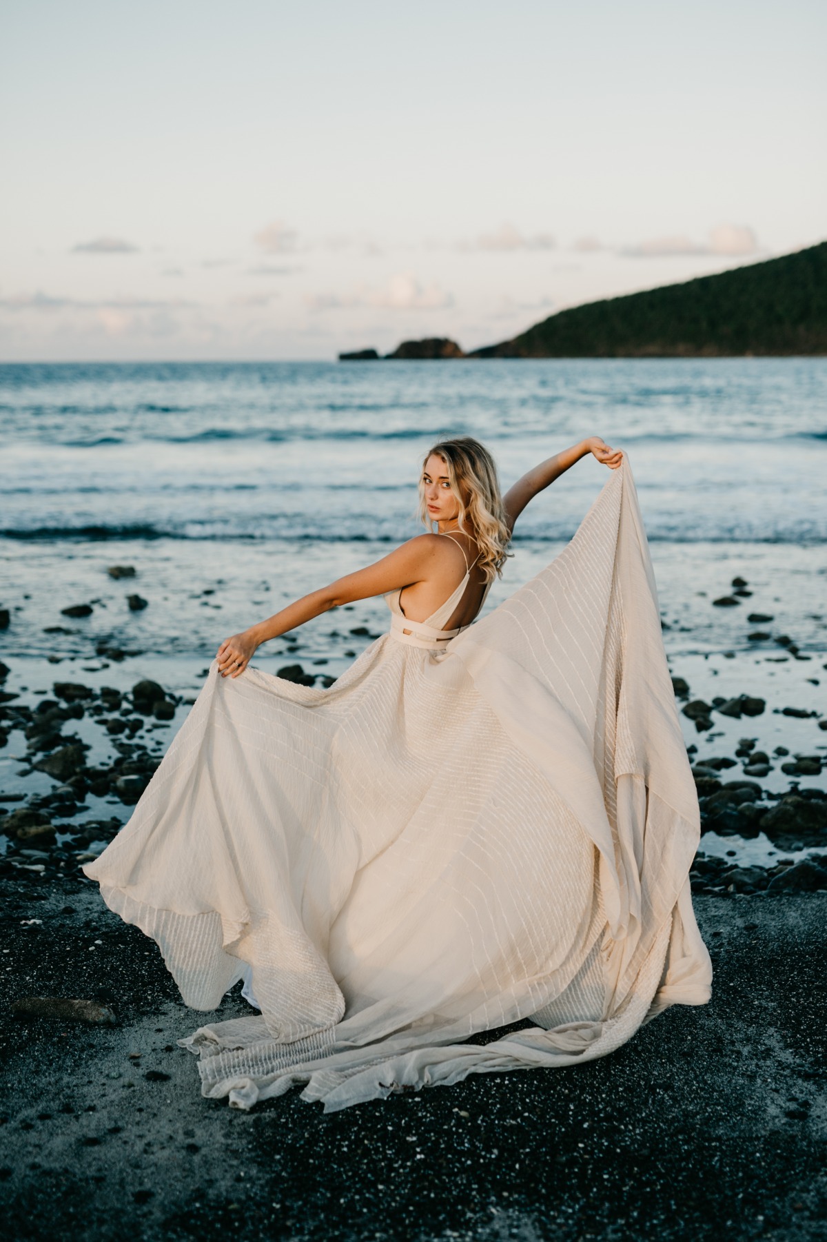 Dramatic Seaside Bridal Editorial at Secluded Mermaid's Chair in Botany Bay