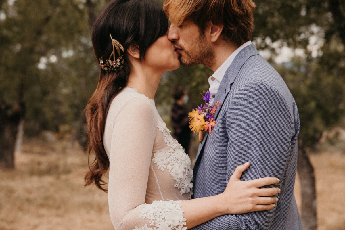 elopement-in-madrid-sierra-mountains-lar