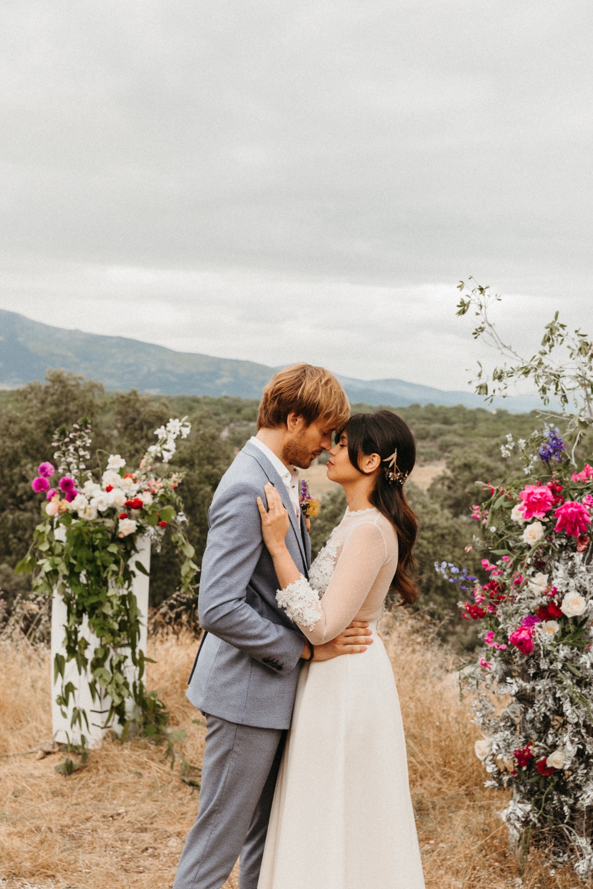 elopement-in-madrid-sierra-mountains-lar