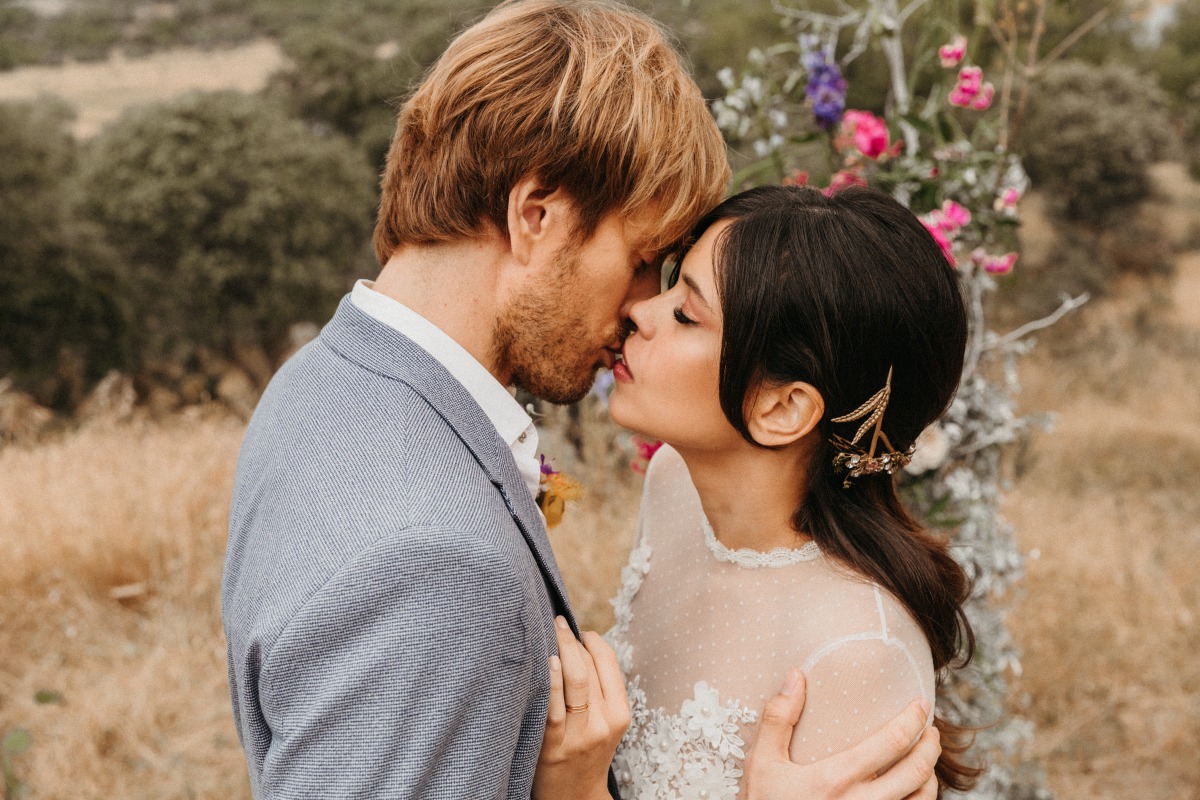 elopement-in-madrid-sierra-mountains-lar