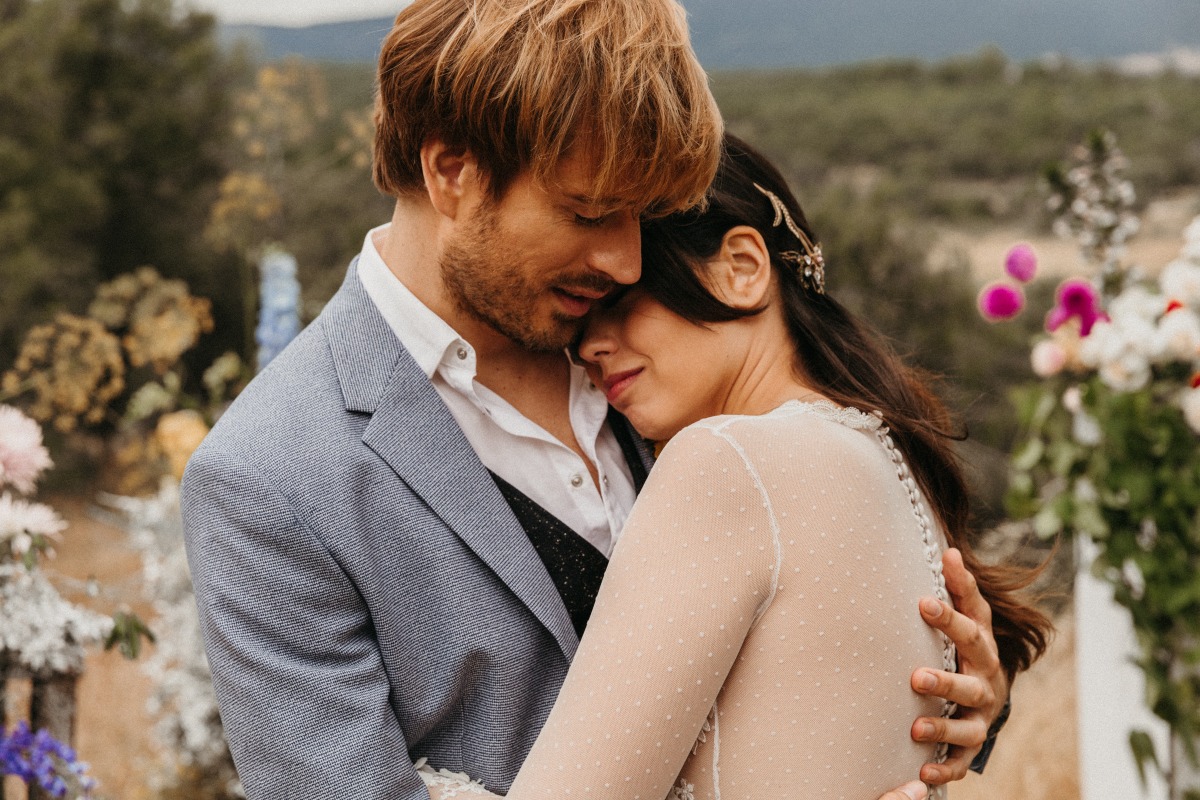 elopement-in-madrid-sierra-mountains-lar