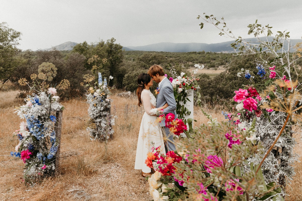 elopement-in-madrid-sierra-mountains-lar