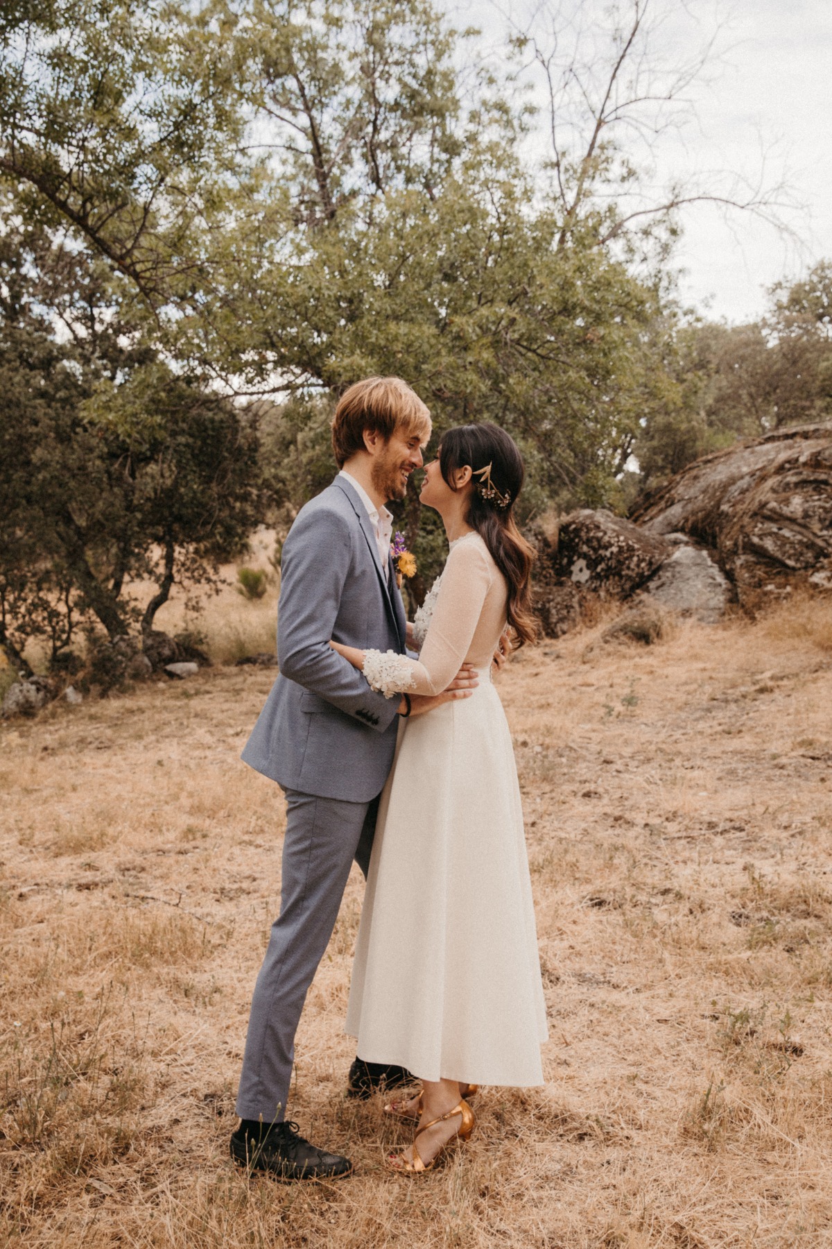 elopement-in-madrid-sierra-mountains-lar