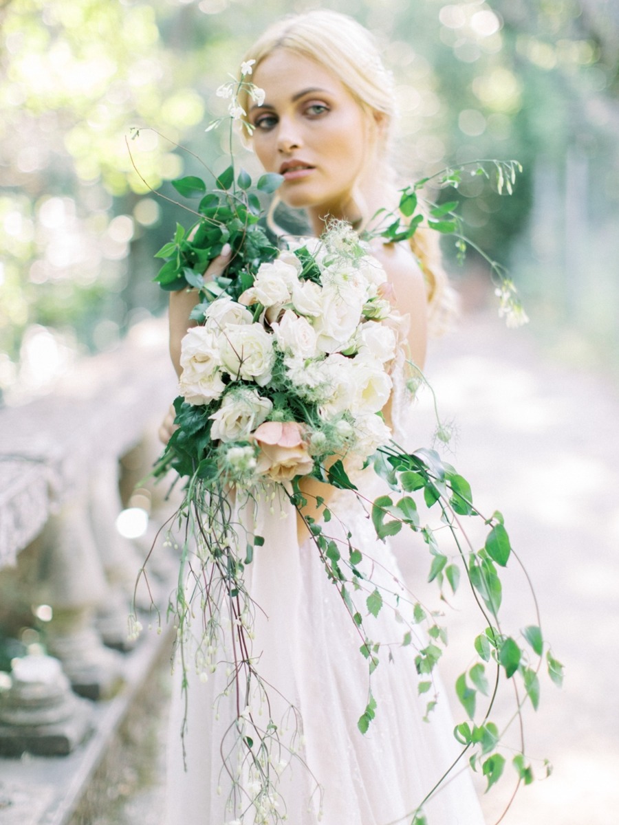 La Vie en Rose: An Old World Love Story Intimate Wedding Inspiration