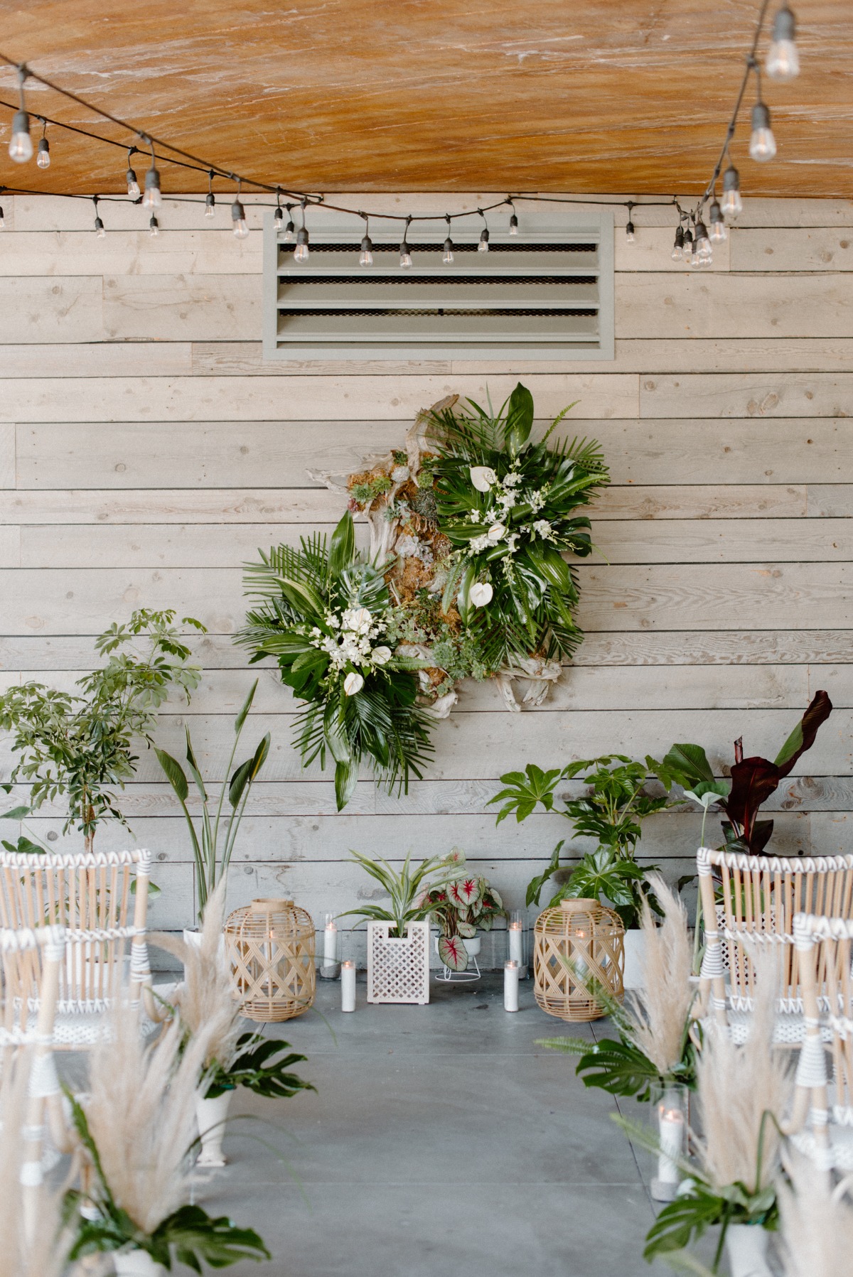 lovelylightimagery_w_and_cweddingchicks