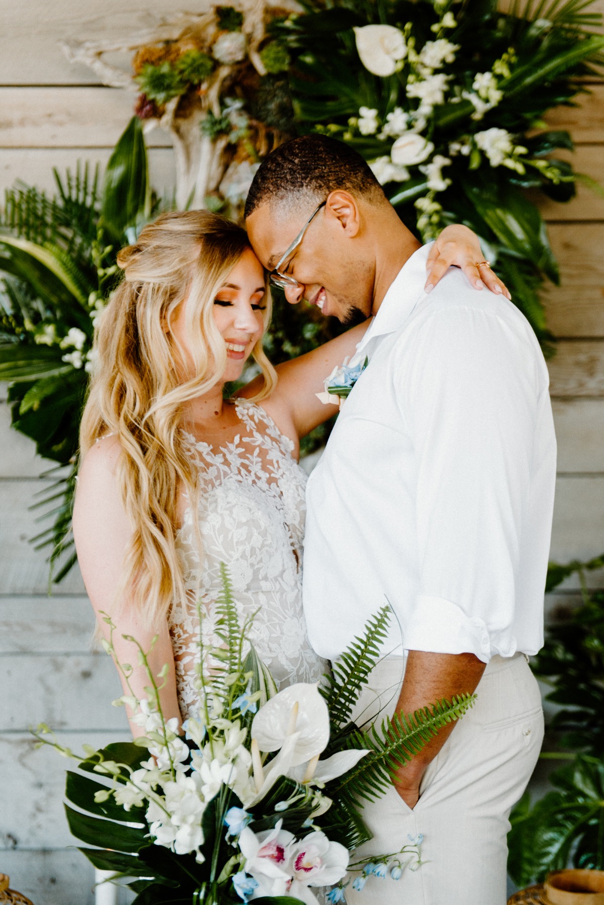 lovelylightimagery_w_and_cweddingchicks