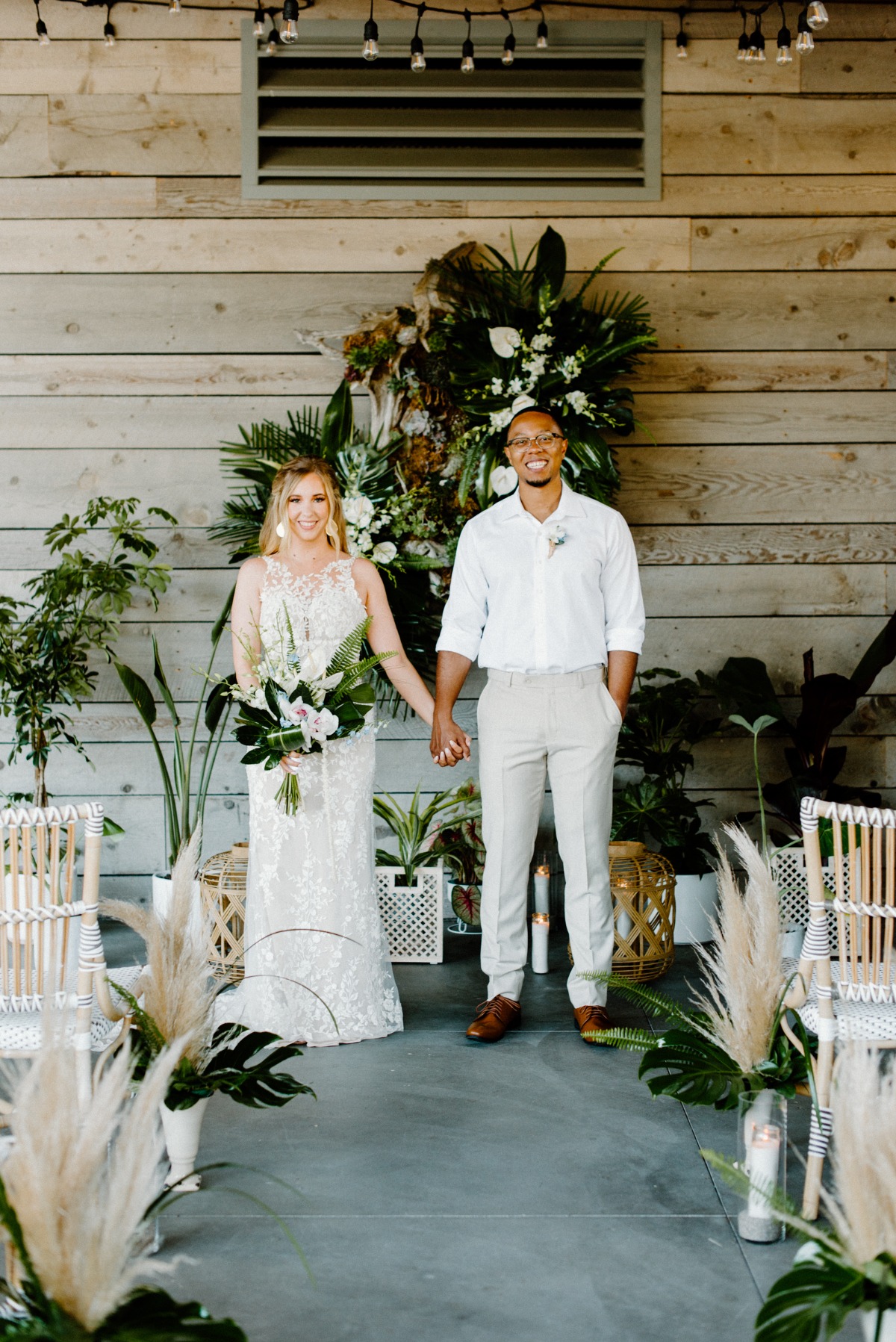 lovelylightimagery_w_and_cweddingchicks