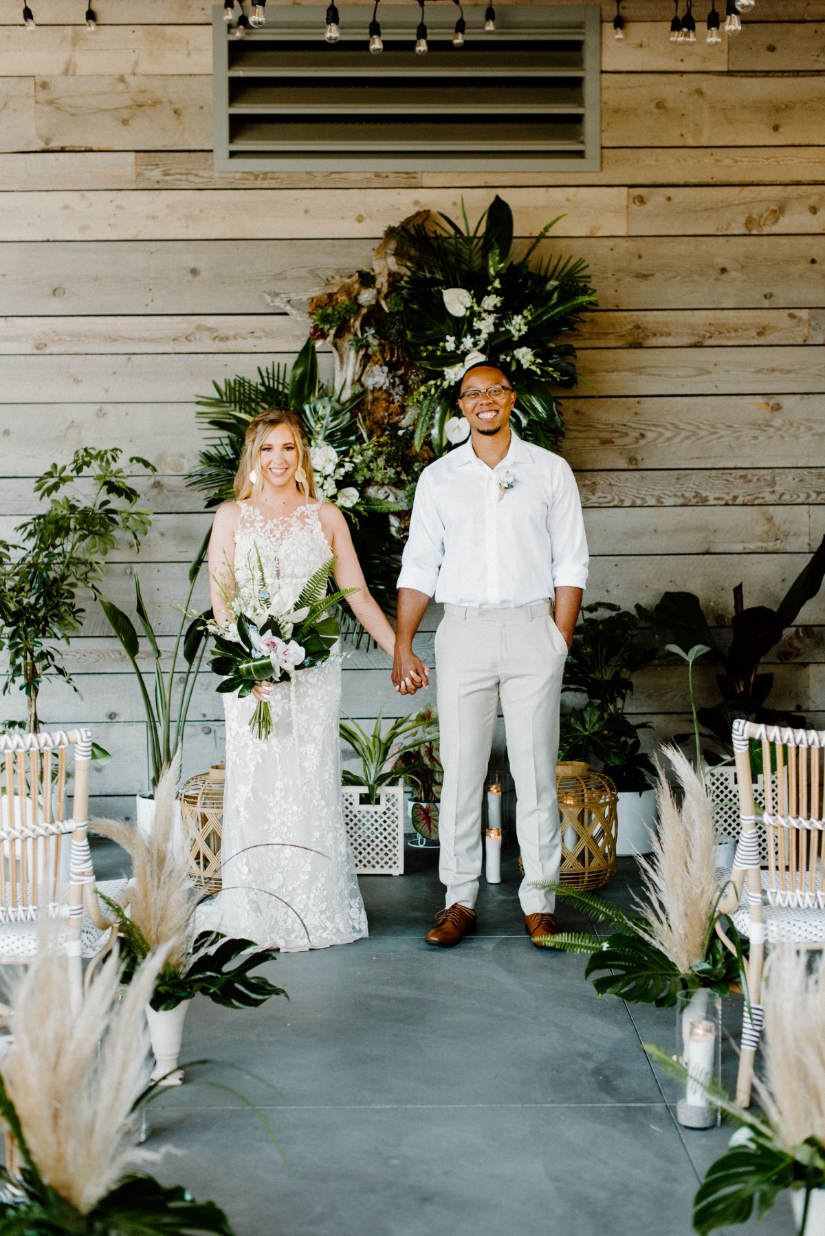 lovelylightimagery_w_and_cweddingchicks
