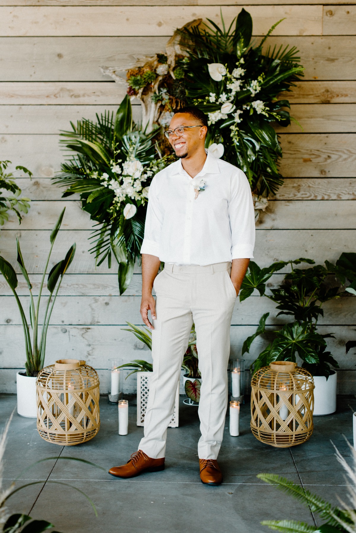 lovelylightimagery_w_and_cweddingchicks