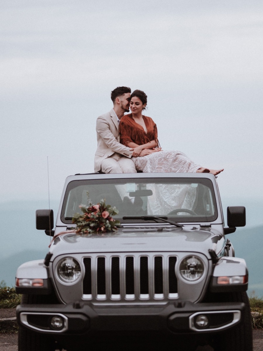 Romantic Vow Exchange at Shenandoah National Park