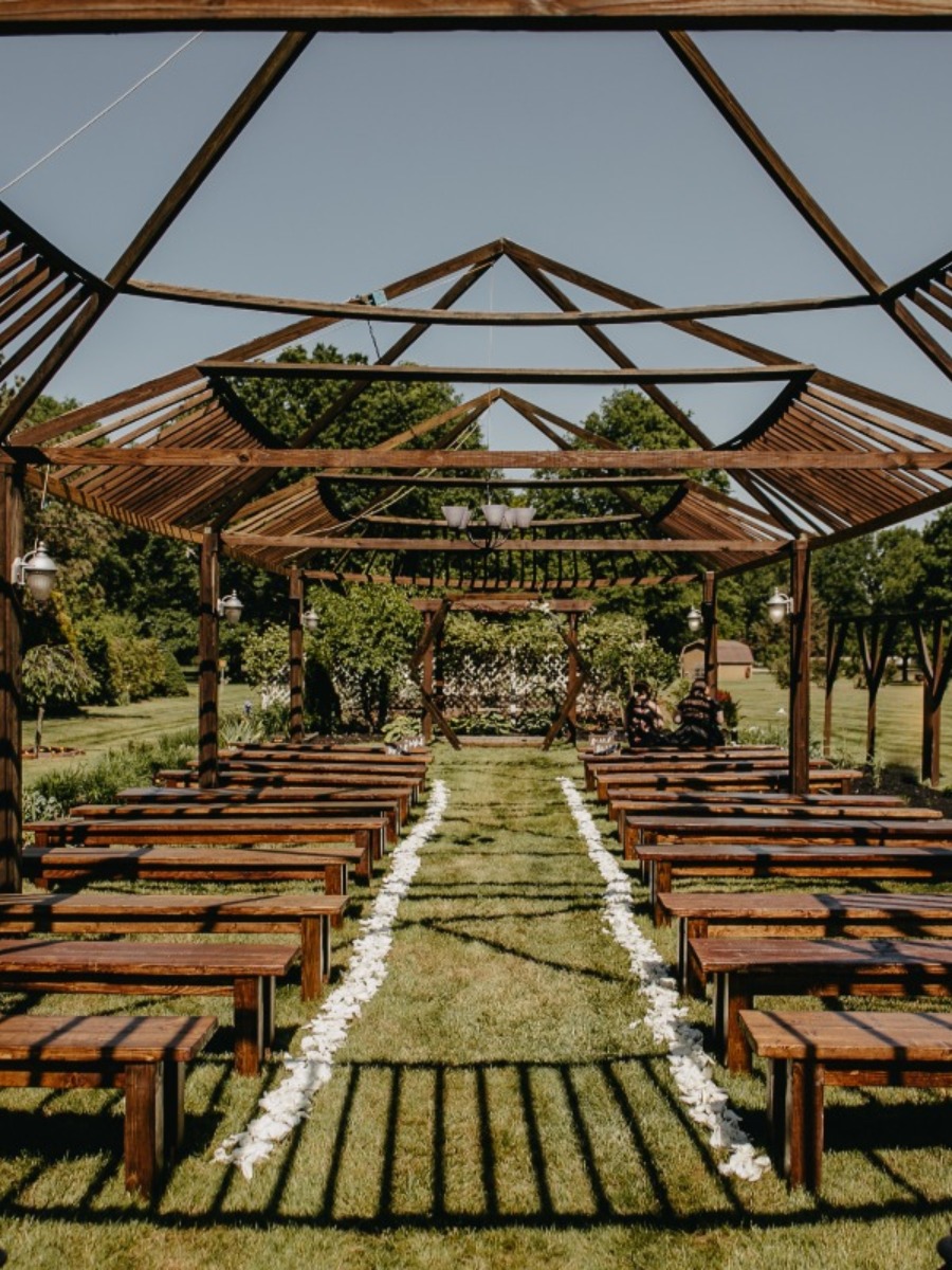 A Fathers Quest to Create the Perfect Outdoor Wedding