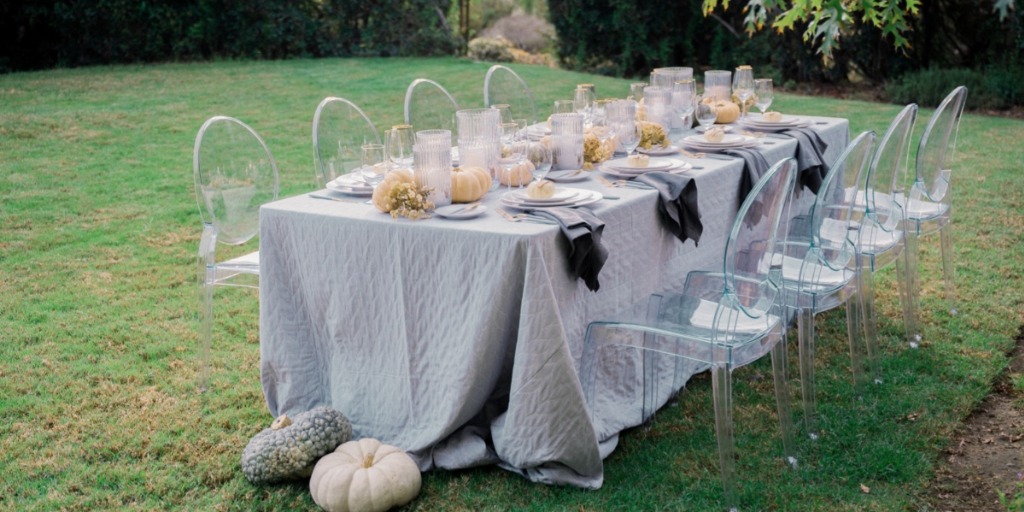 Tips for Designing your Thanksgiving (or Friendsgiving) Table!