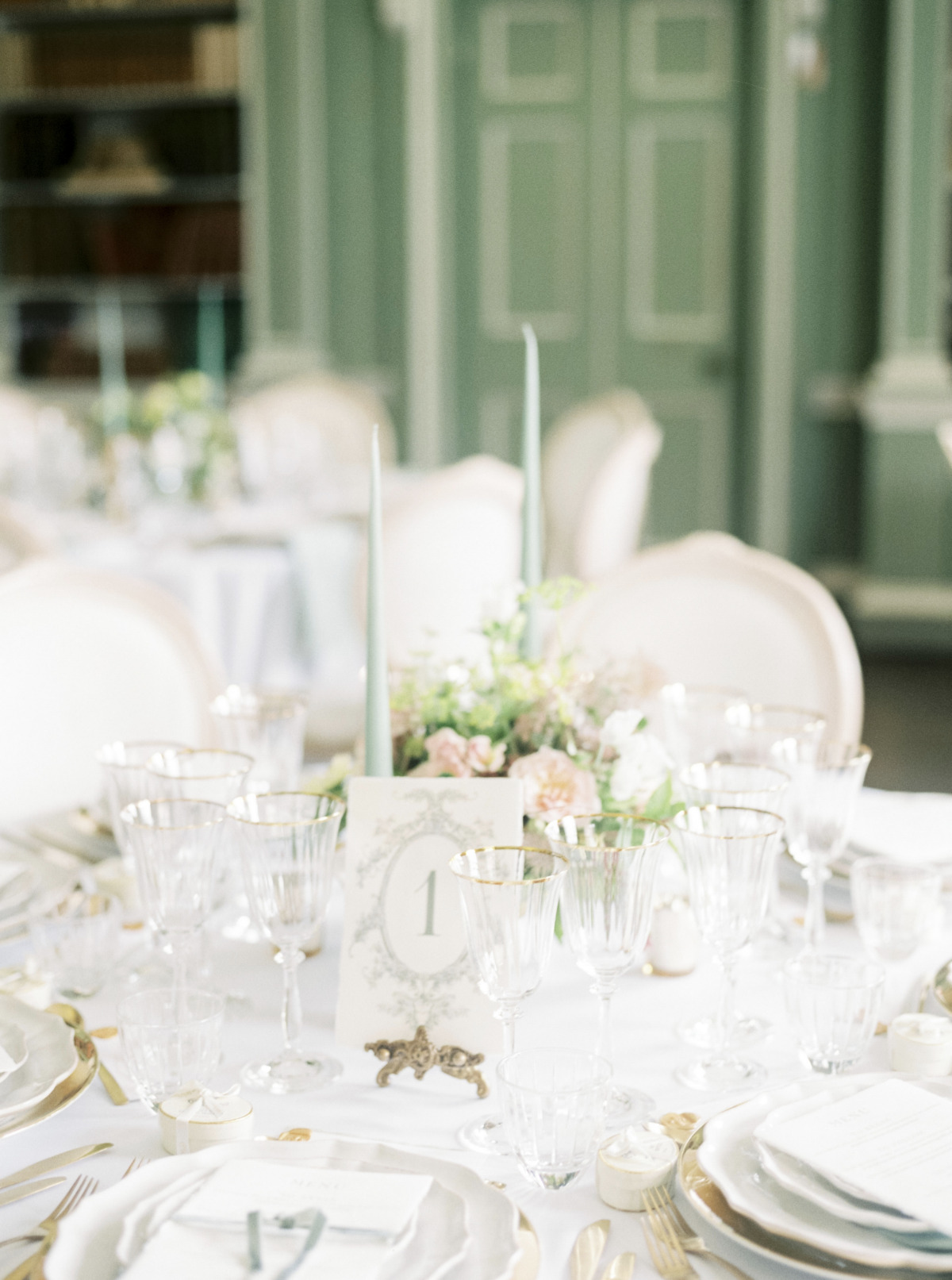 ugbrookehousestyledshoot-125
