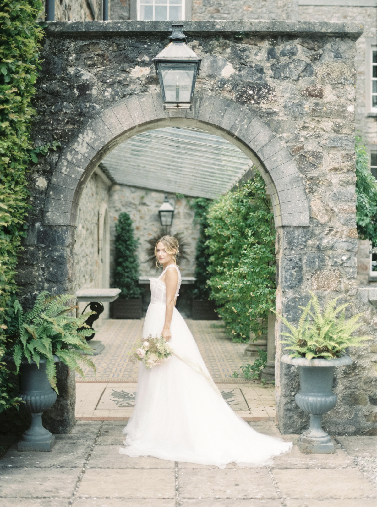 ugbrookehousestyledshoot-147