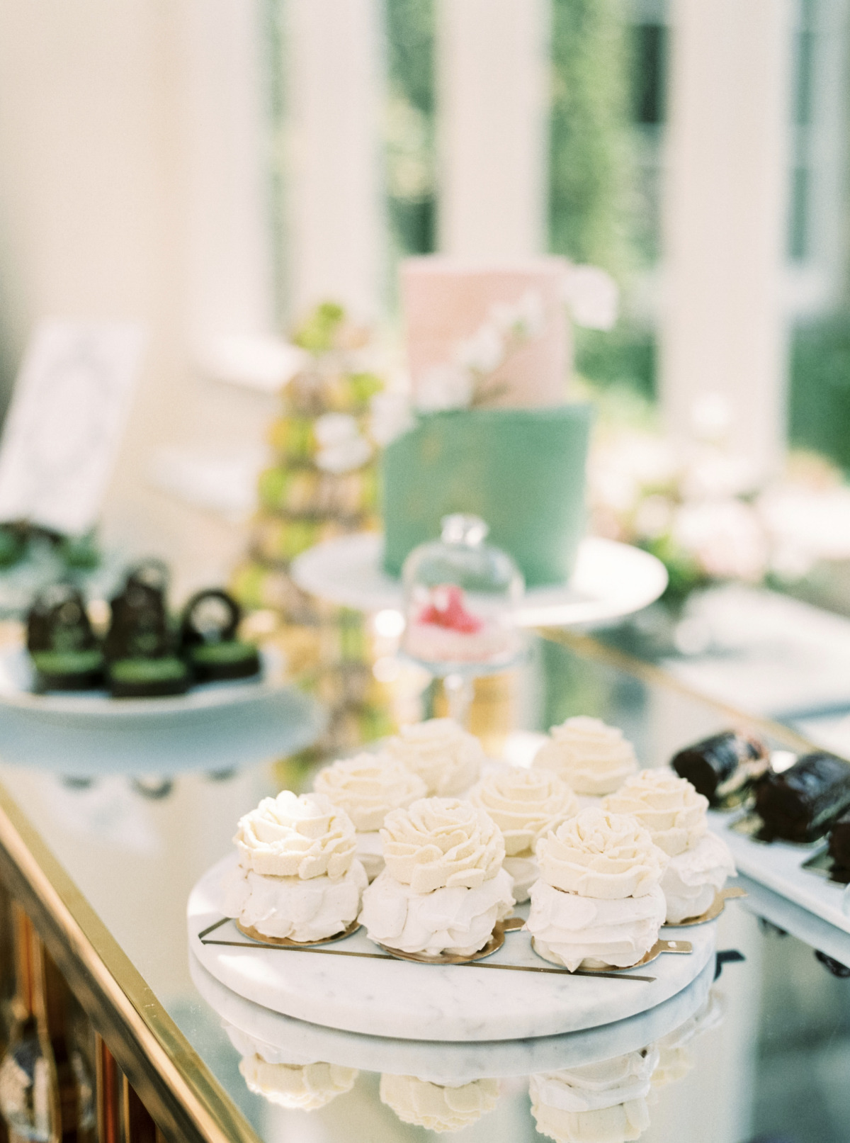 ugbrookehousestyledshoot-223