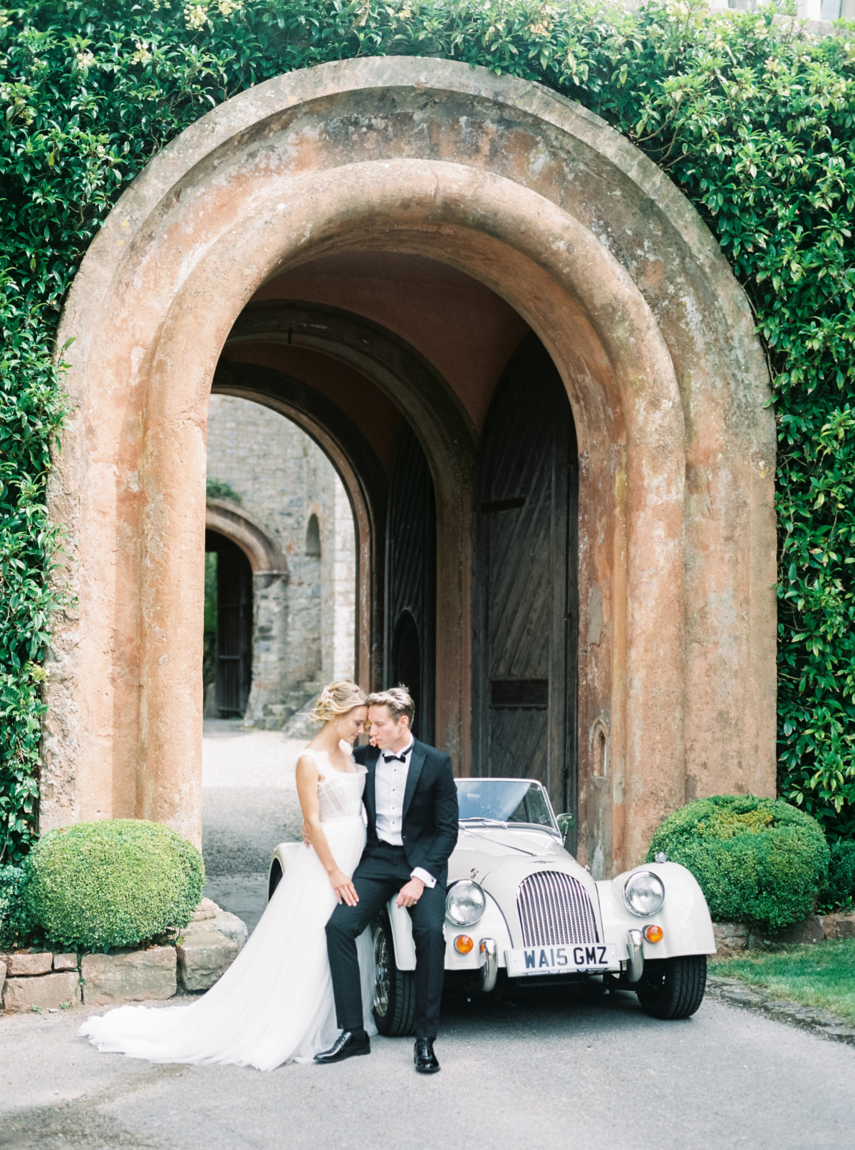 ugbrookehousestyledshoot-237
