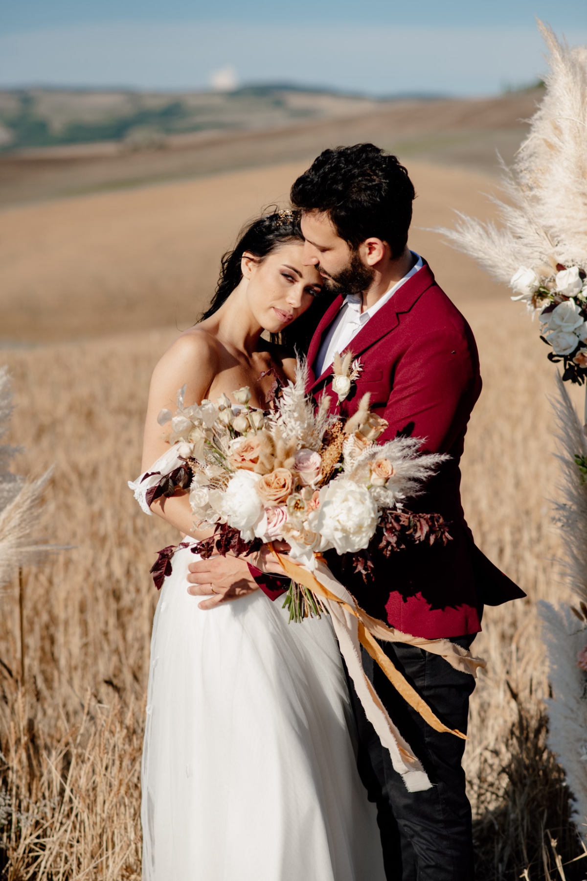 Boho Sunset Wedding Inspiration in the Tuscan Hills