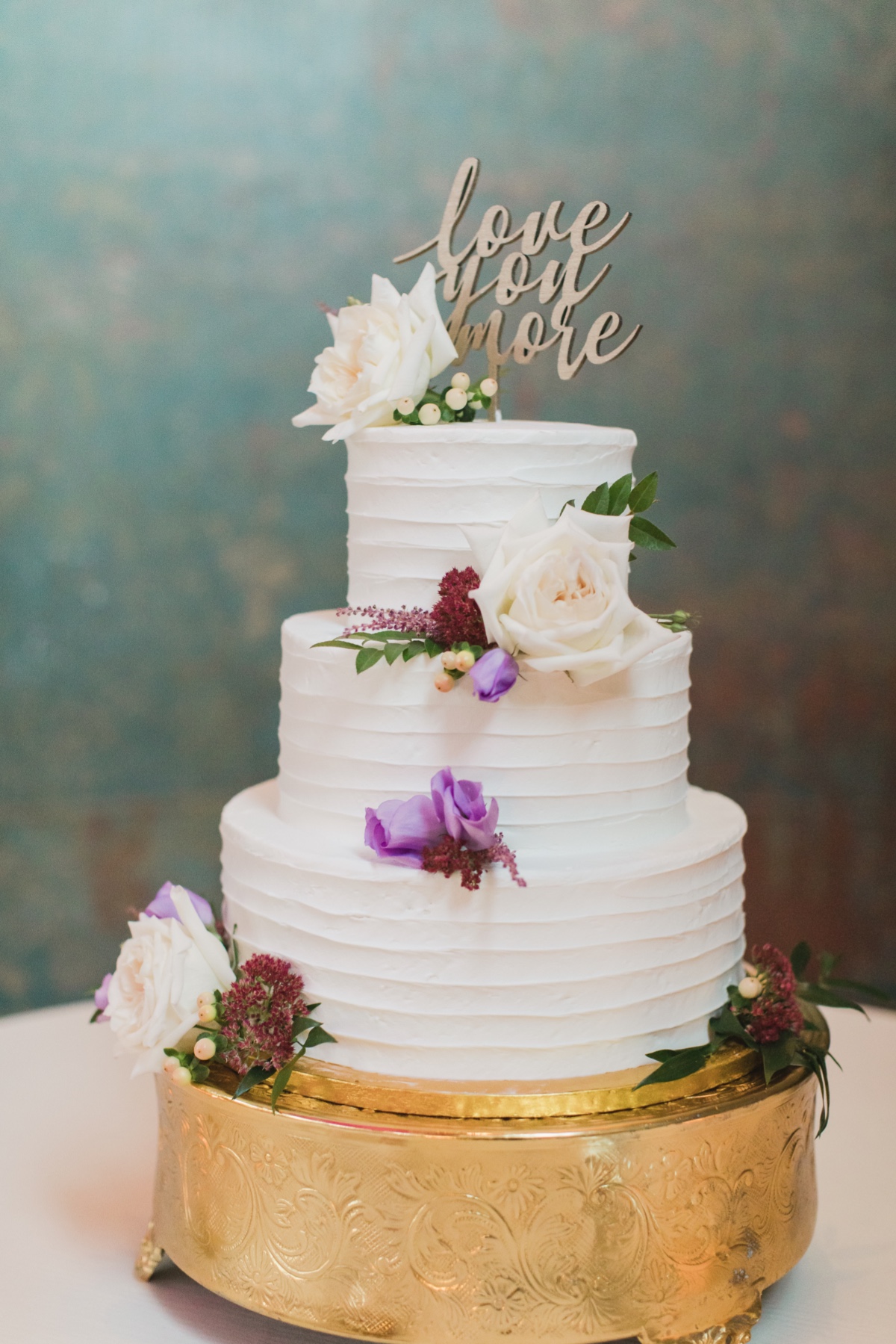 A Lilac-Filled Wedding Day Blooming With Lush Garden Inspiration