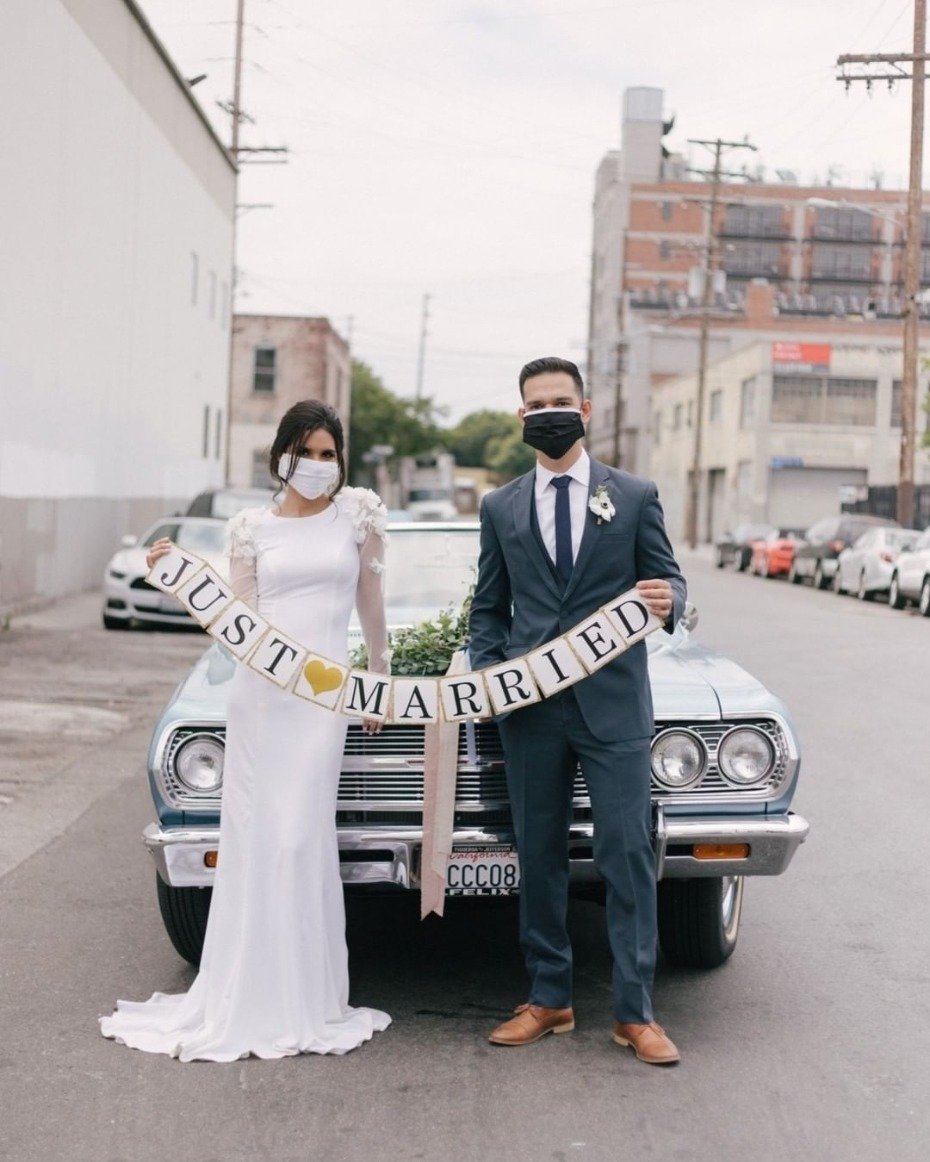 20 Wedding Shots That Shined In the Midst of a Really Tough Year