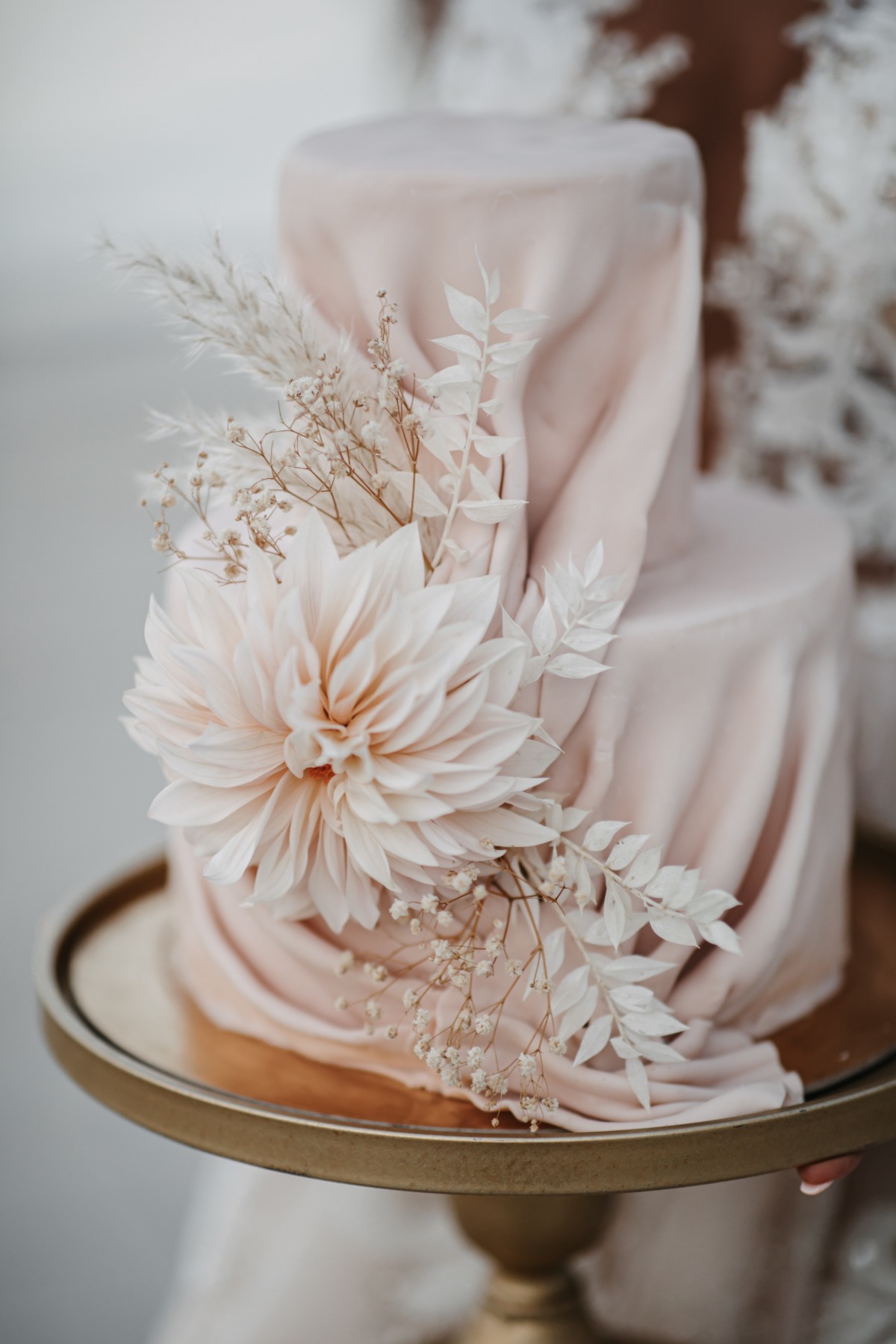 shades-of-white-wedding-in-croatia-37