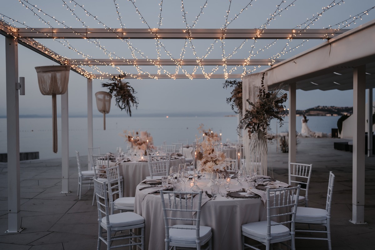 shades-of-white-wedding-in-croatia-59