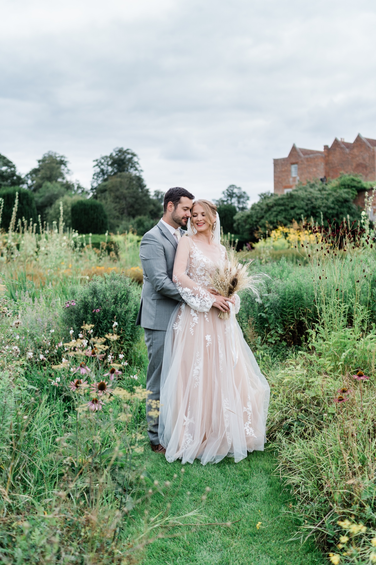 glemham-hall-styled-wedding-gemma-giorgi