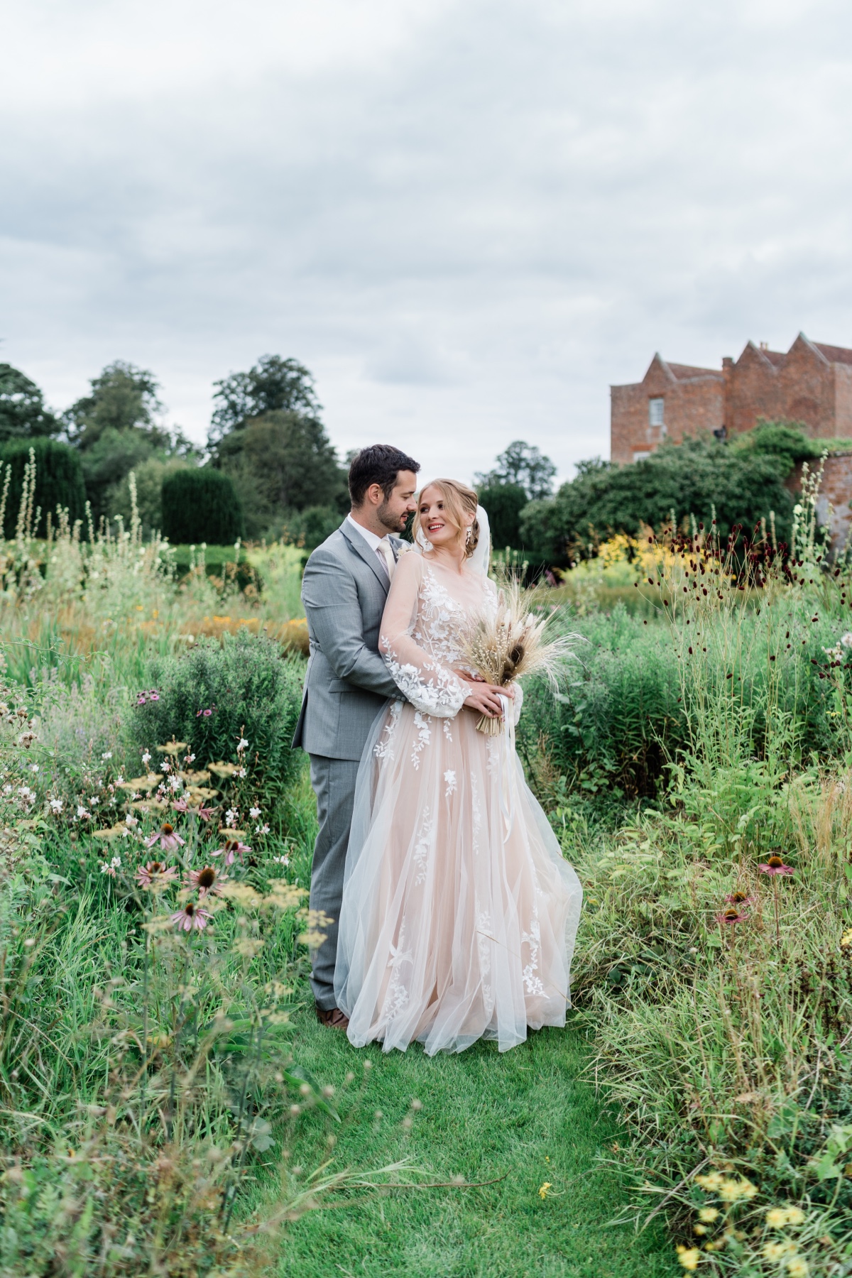 glemham-hall-styled-wedding-gemma-giorgi