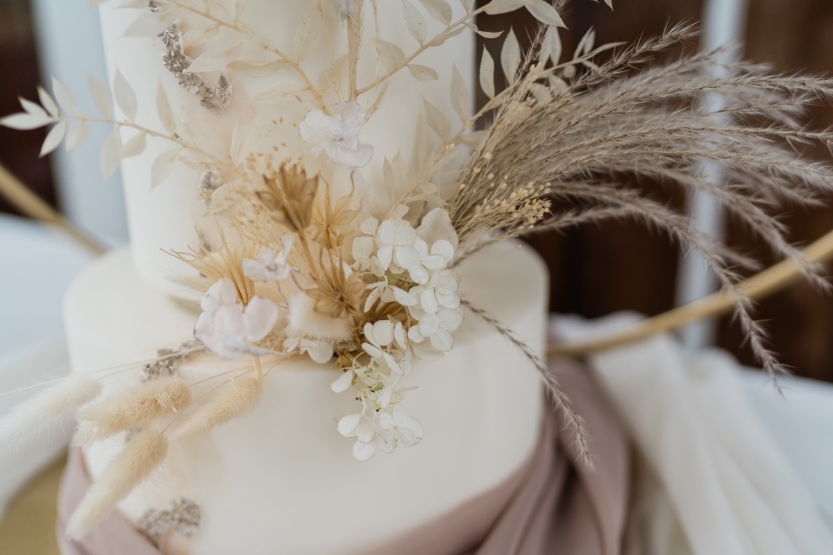 glemham-hall-styled-wedding-gemma-giorgi